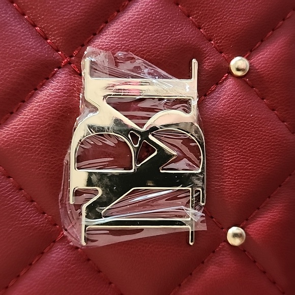 Badgley Mischka NWT, big diamond crossbody w/round studs - Picture 3 of 12